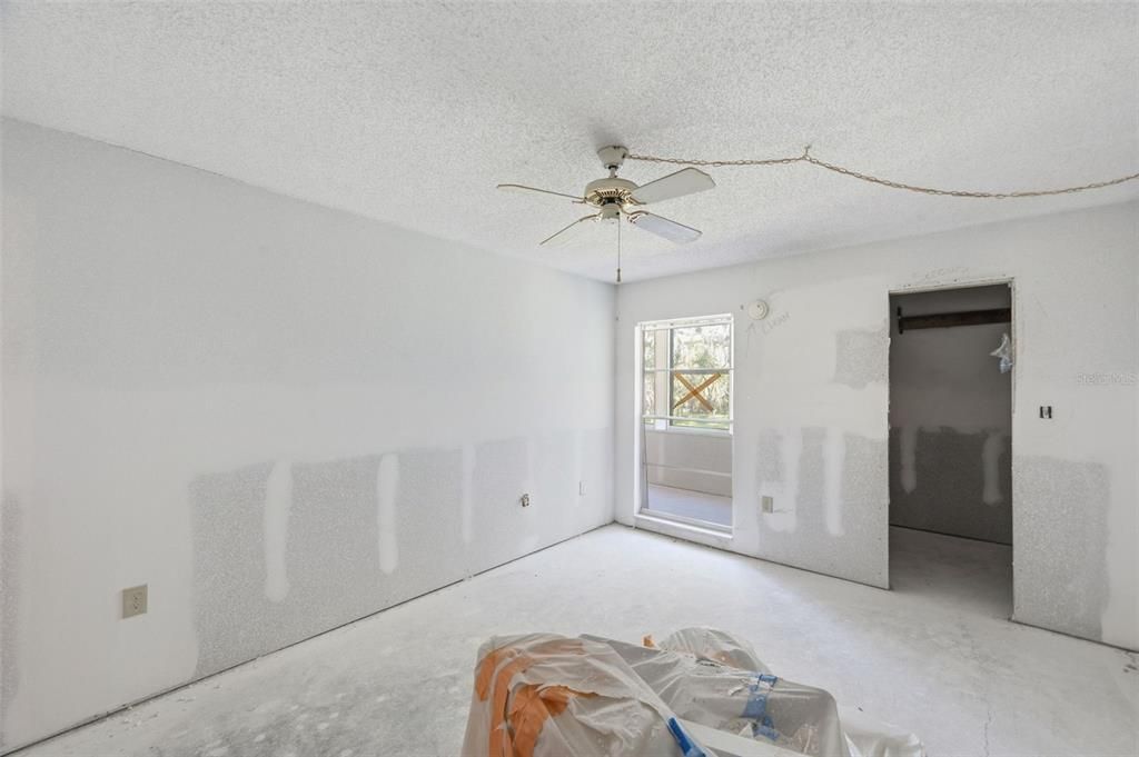 En Venta: $45,000 (1 camas, 1 baños, 816 Pies cuadrados)