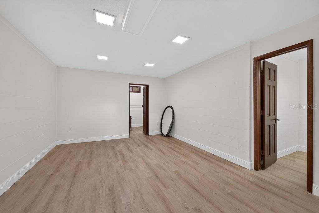 En Venta: $2,100,000 (4 camas, 5 baños, 3983 Pies cuadrados)