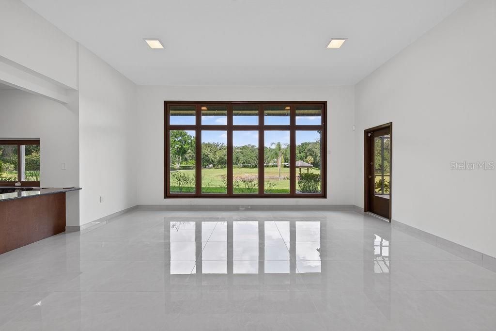 En Venta: $2,100,000 (4 camas, 5 baños, 3983 Pies cuadrados)