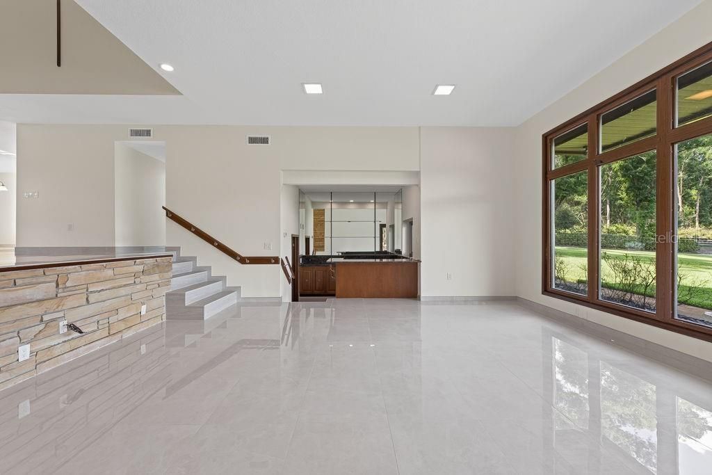 En Venta: $2,100,000 (4 camas, 5 baños, 3983 Pies cuadrados)