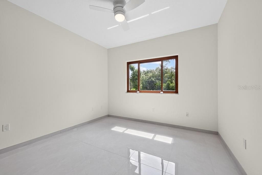 En Venta: $2,100,000 (4 camas, 5 baños, 3983 Pies cuadrados)