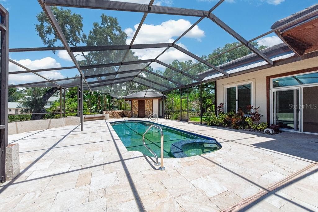 En Venta: $2,100,000 (4 camas, 5 baños, 3983 Pies cuadrados)