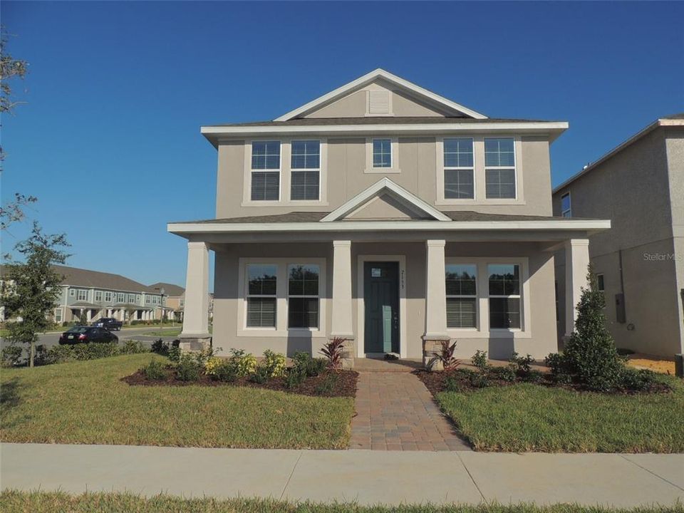 For Rent: $3,260 (3 beds, 2 baths, 2605 Square Feet)