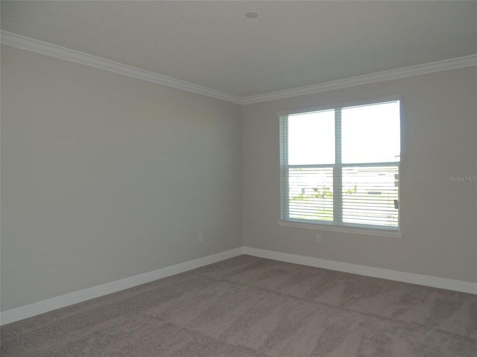 For Rent: $3,260 (3 beds, 2 baths, 2605 Square Feet)