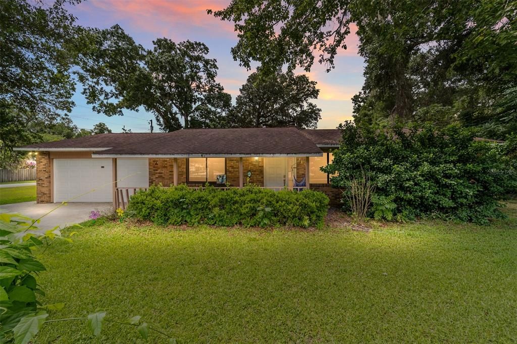 For Sale: $337,700 (4 beds, 2 baths, 1458 Square Feet)