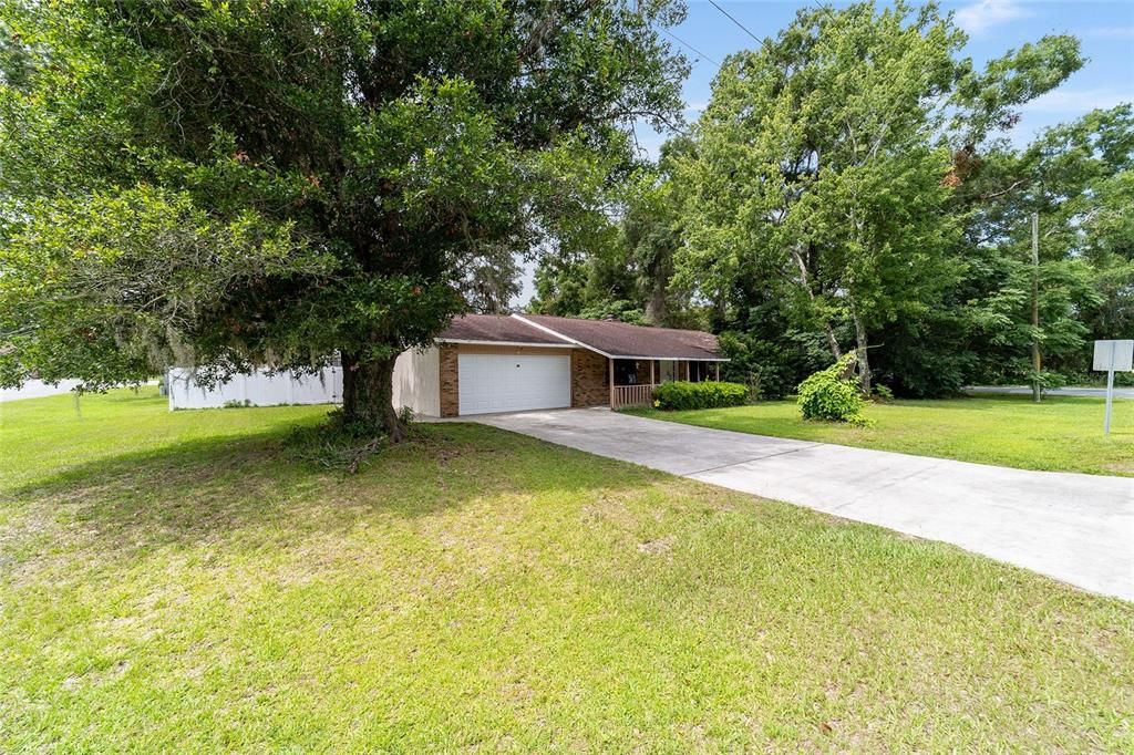 For Sale: $337,700 (4 beds, 2 baths, 1458 Square Feet)