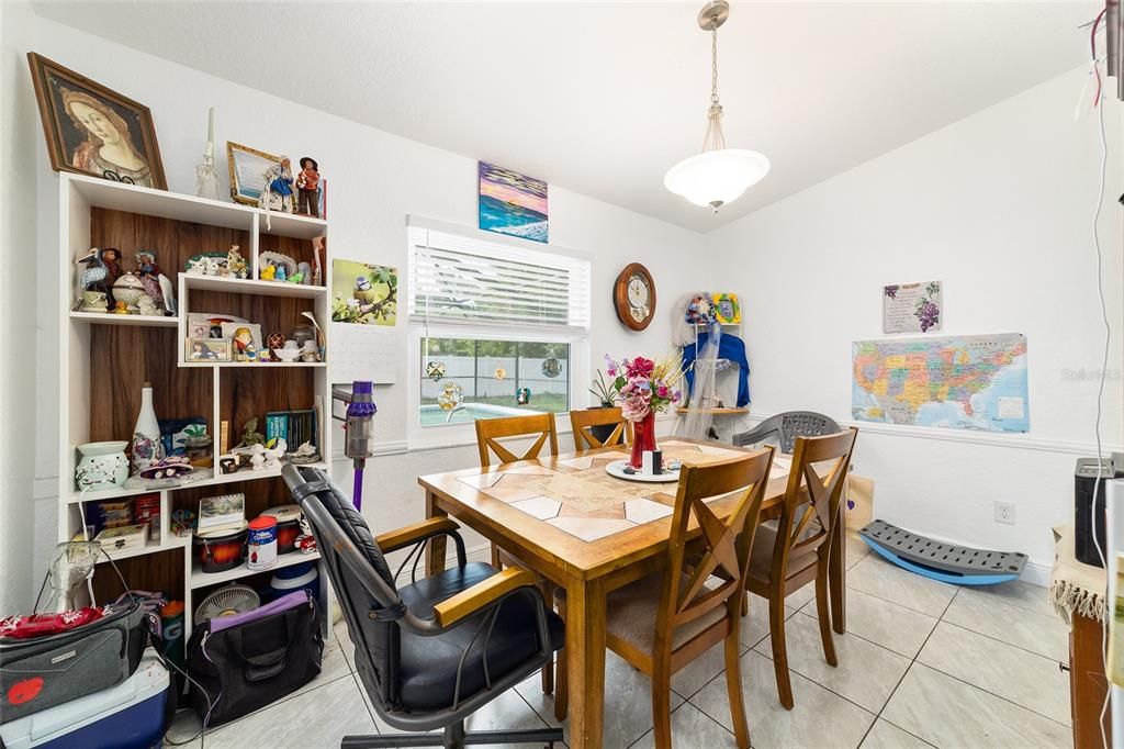 For Sale: $337,700 (4 beds, 2 baths, 1458 Square Feet)