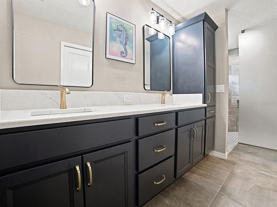 For Sale: $495,000 (3 beds, 2 baths, 1810 Square Feet)