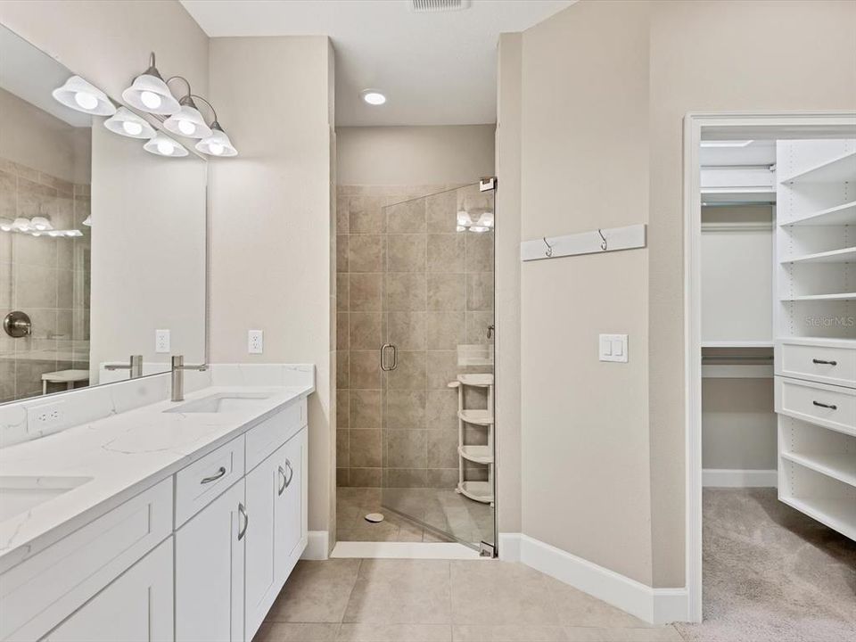 For Rent: $2,395 (2 beds, 2 baths, 1528 Square Feet)