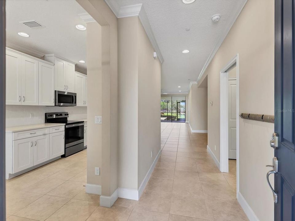 For Rent: $2,395 (2 beds, 2 baths, 1528 Square Feet)
