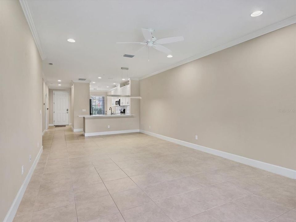 For Rent: $2,395 (2 beds, 2 baths, 1528 Square Feet)