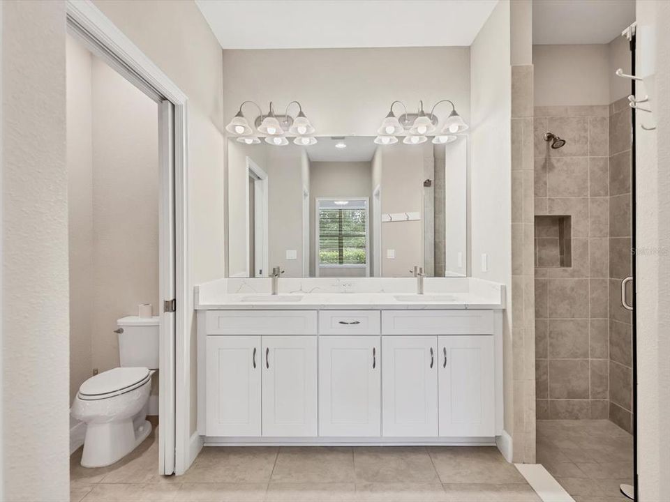 For Rent: $2,395 (2 beds, 2 baths, 1528 Square Feet)
