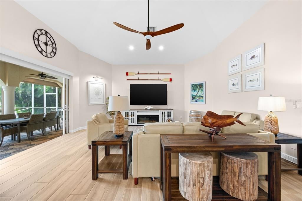 For Sale: $915,000 (3 beds, 3 baths, 2377 Square Feet)