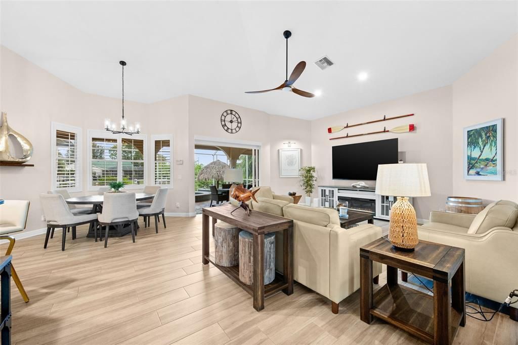For Sale: $915,000 (3 beds, 3 baths, 2377 Square Feet)