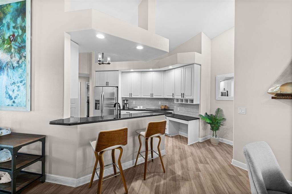 For Sale: $915,000 (3 beds, 3 baths, 2377 Square Feet)