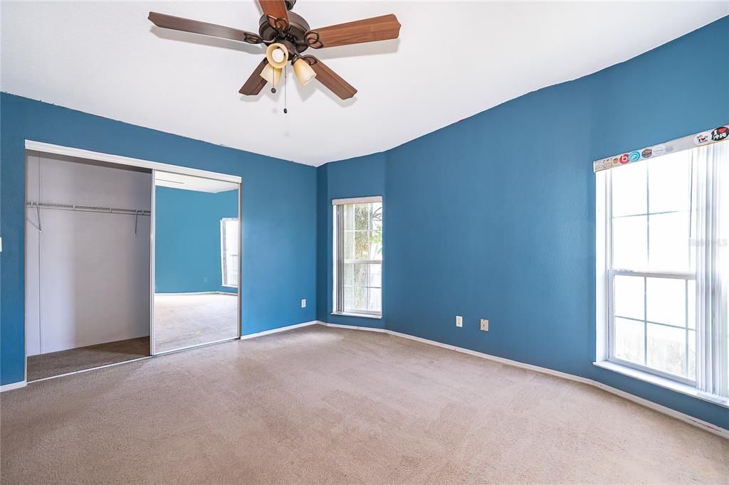 For Sale: $280,000 (4 beds, 3 baths, 2208 Square Feet)
