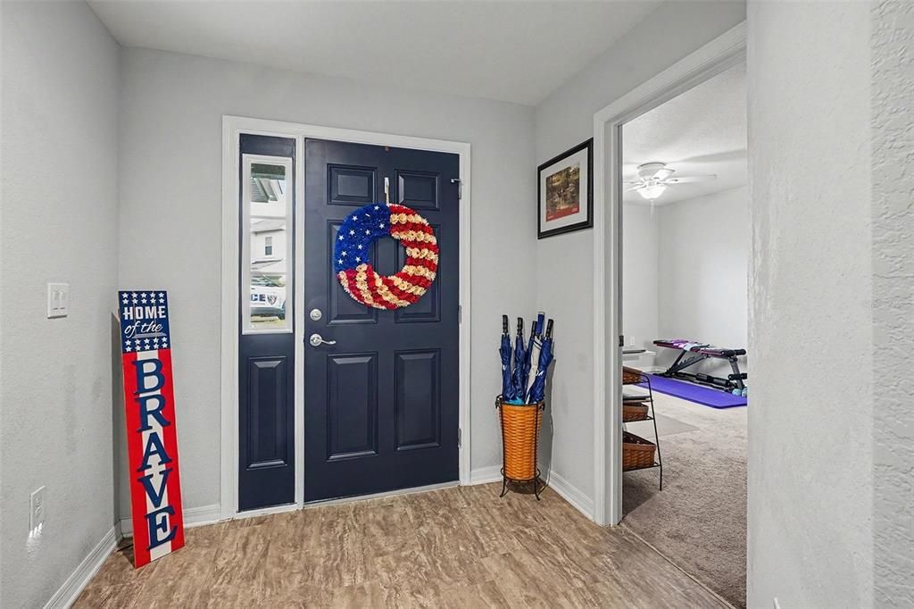 For Sale: $325,000 (4 beds, 2 baths, 2094 Square Feet)