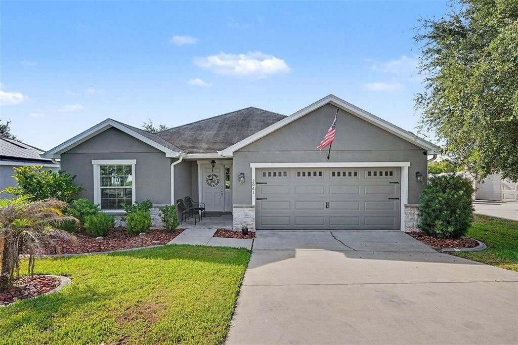 For Sale: $325,000 (4 beds, 2 baths, 2094 Square Feet)
