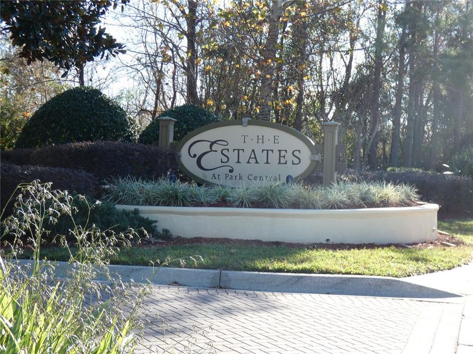 For Sale: $269,000 (3 beds, 2 baths, 1465 Square Feet)