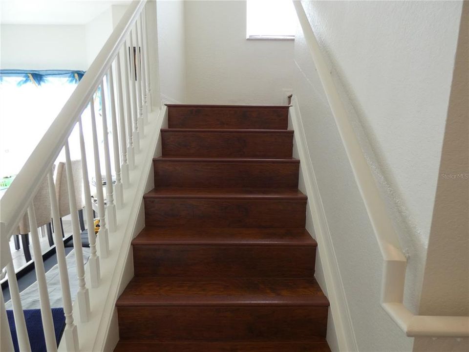 For Sale: $269,000 (3 beds, 2 baths, 1465 Square Feet)