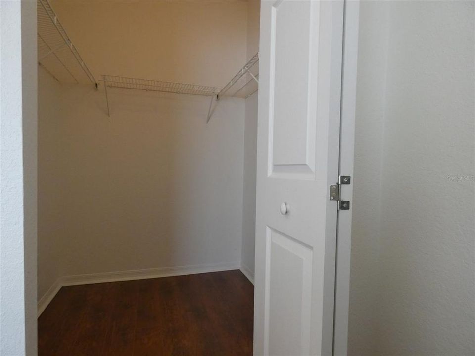 For Sale: $269,000 (3 beds, 2 baths, 1465 Square Feet)