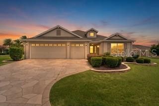 For Sale: $537,000 (3 beds, 2 baths, 1956 Square Feet)