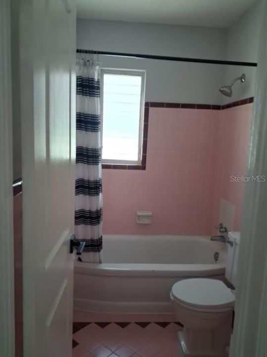 For Sale: $640,000 (5 beds, 0 baths, 3410 Square Feet)
