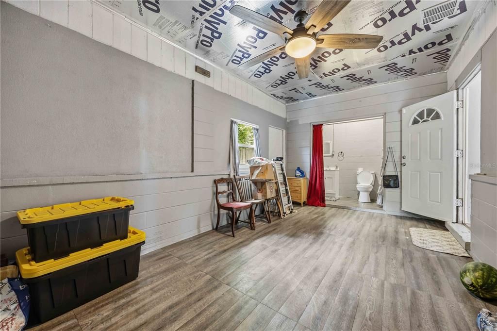 For Sale: $204,900 (3 beds, 2 baths, 1187 Square Feet)