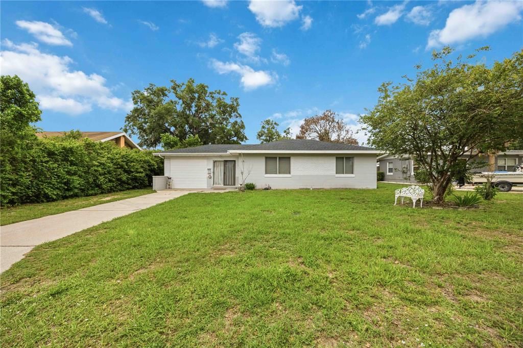 For Sale: $204,900 (3 beds, 2 baths, 1187 Square Feet)