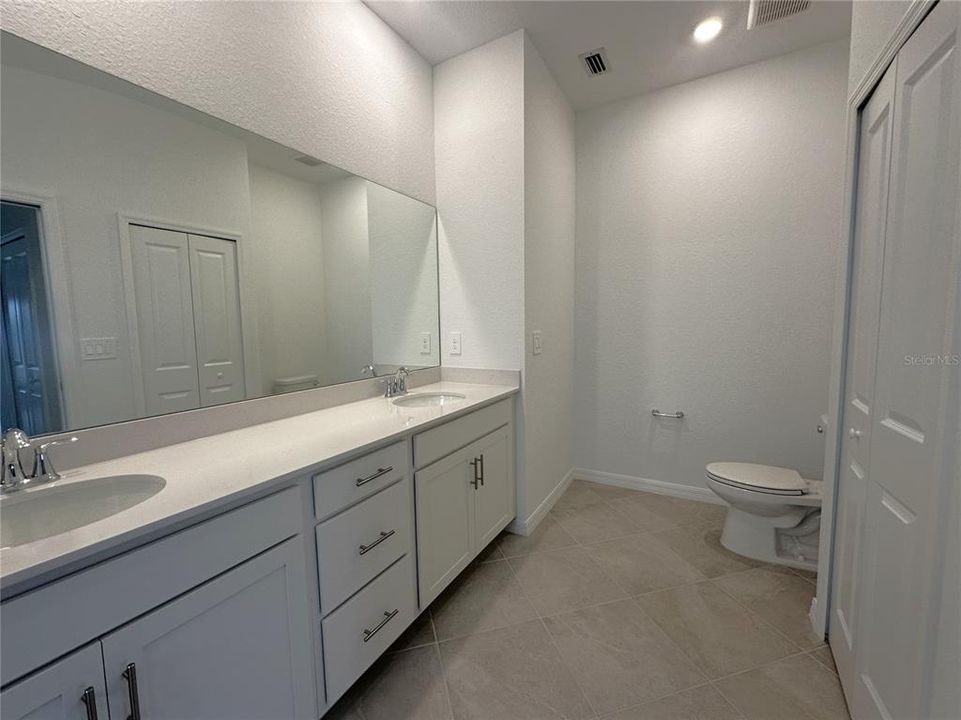 For Rent: $2,195 (2 beds, 2 baths, 1569 Square Feet)