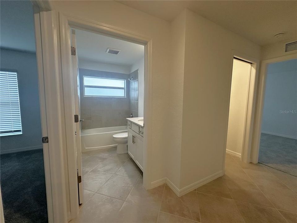 For Rent: $2,195 (2 beds, 2 baths, 1569 Square Feet)