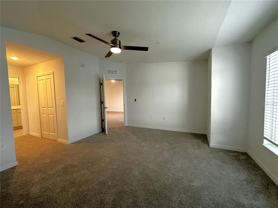 For Rent: $2,195 (2 beds, 2 baths, 1569 Square Feet)