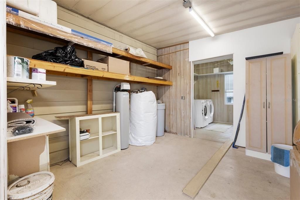 For Sale: $224,900 (2 beds, 2 baths, 1290 Square Feet)