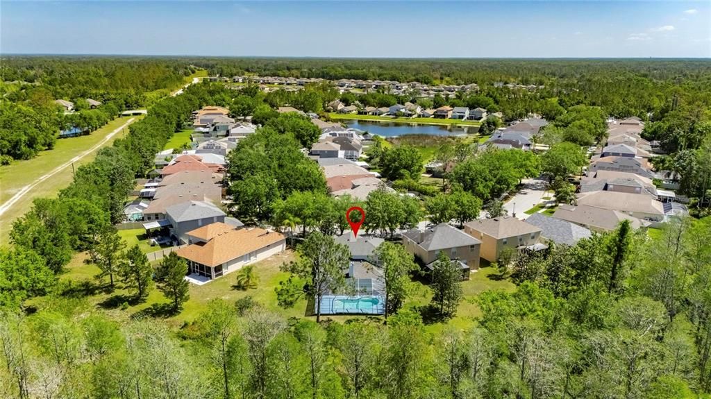 En Venta: $549,000 (4 camas, 3 baños, 2556 Pies cuadrados)