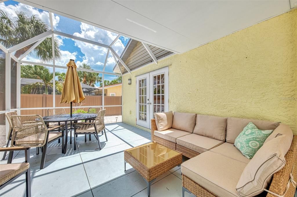 For Rent: $4,500 (3 beds, 2 baths, 1438 Square Feet)