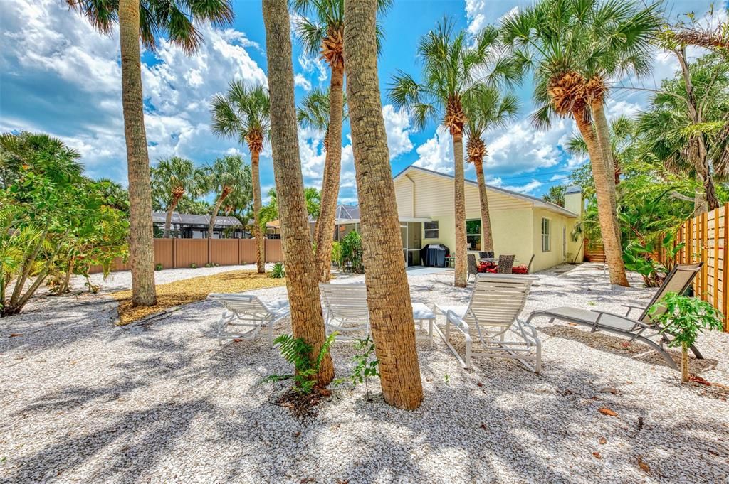 For Rent: $4,500 (3 beds, 2 baths, 1438 Square Feet)
