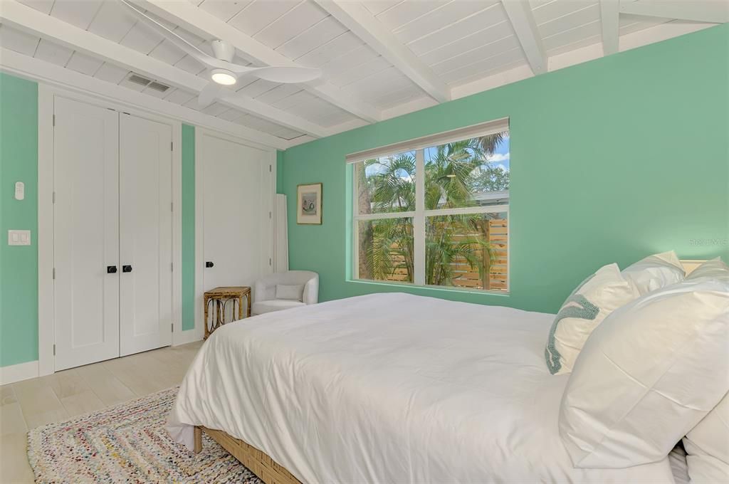 For Rent: $4,500 (3 beds, 2 baths, 1438 Square Feet)