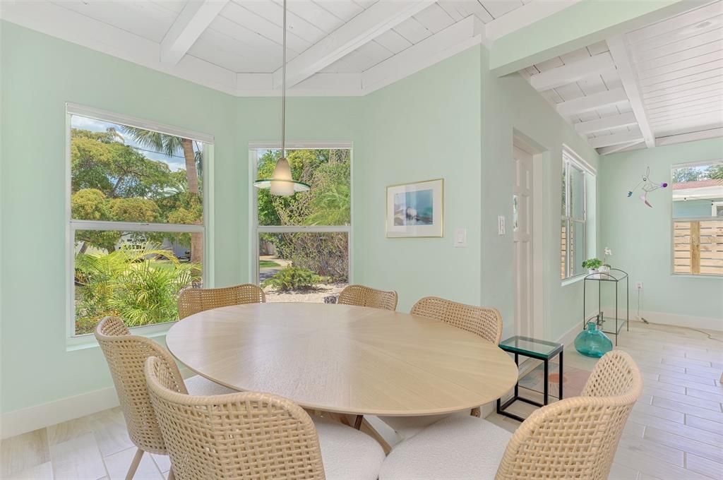 For Rent: $4,500 (3 beds, 2 baths, 1438 Square Feet)
