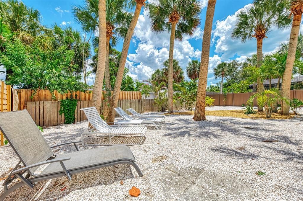 For Rent: $4,500 (3 beds, 2 baths, 1438 Square Feet)