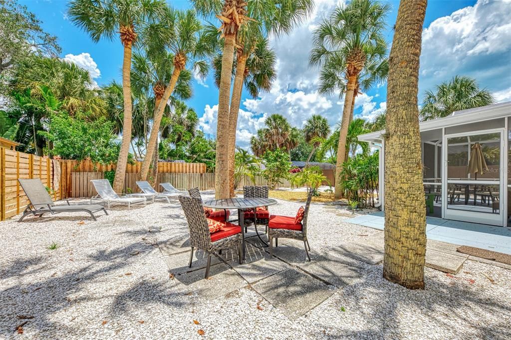 For Rent: $4,500 (3 beds, 2 baths, 1438 Square Feet)