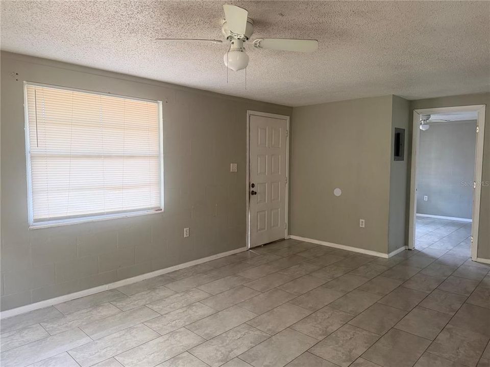 For Sale: $265,000 (4 beds, 0 baths, 1560 Square Feet)