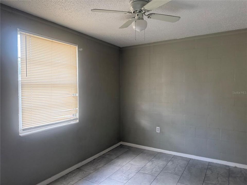 For Sale: $265,000 (4 beds, 0 baths, 1560 Square Feet)