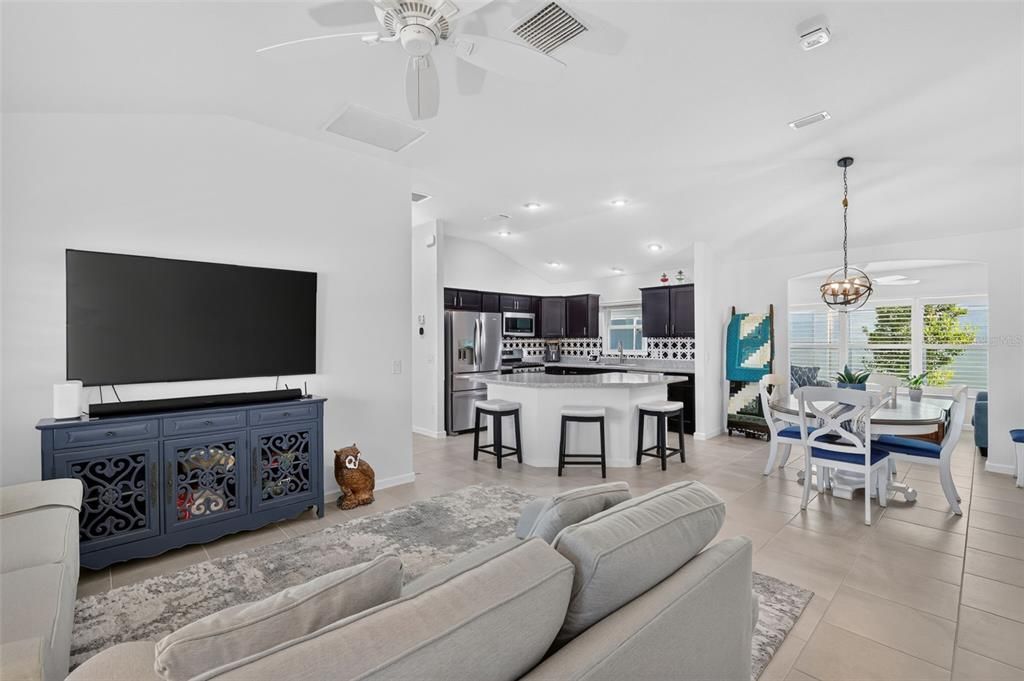 For Sale: $459,000 (3 beds, 2 baths, 1539 Square Feet)