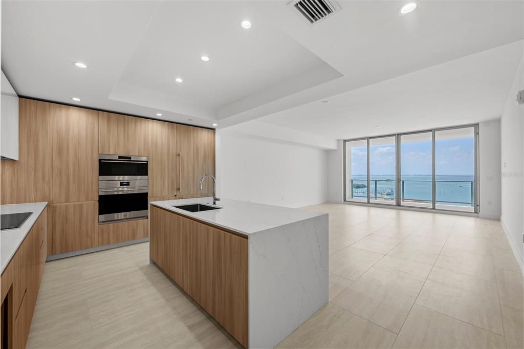 For Sale: $2,100,000 (3 beds, 3 baths, 2411 Square Feet)