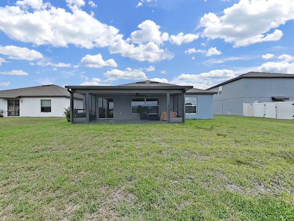 For Sale: $369,000 (4 beds, 2 baths, 1935 Square Feet)