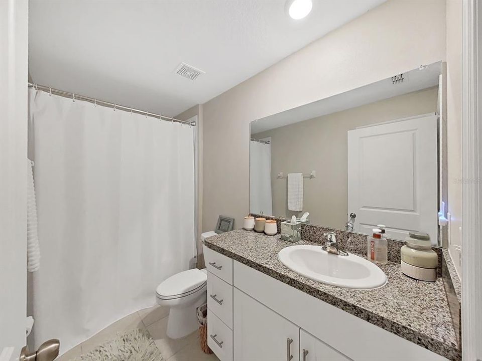 For Sale: $369,000 (4 beds, 2 baths, 1935 Square Feet)