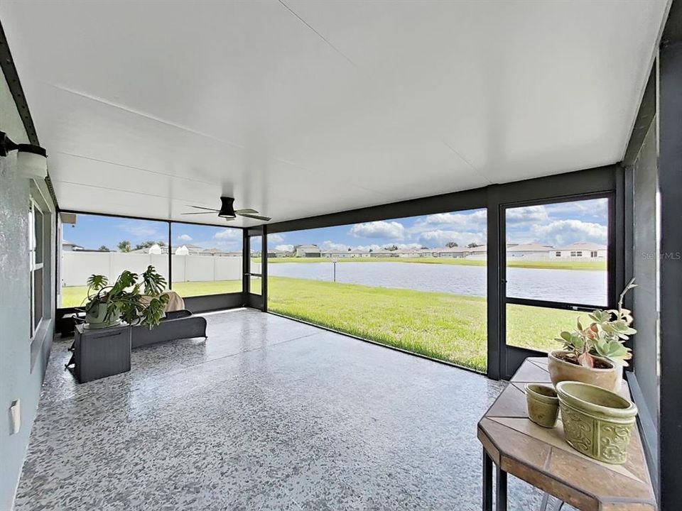 For Sale: $369,000 (4 beds, 2 baths, 1935 Square Feet)