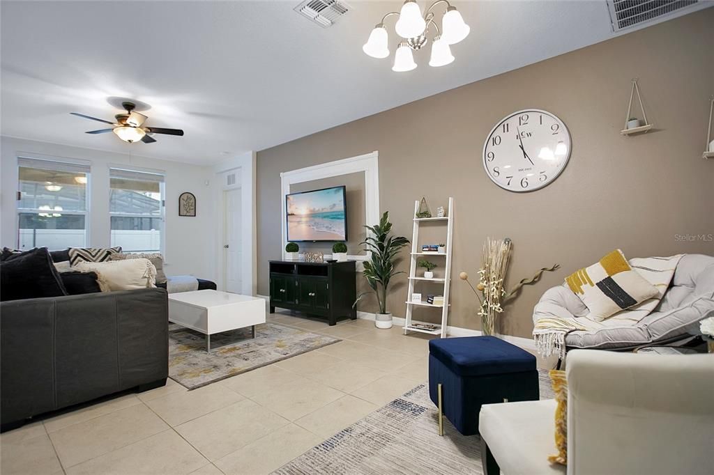 For Sale: $449,000 (4 beds, 3 baths, 1951 Square Feet)