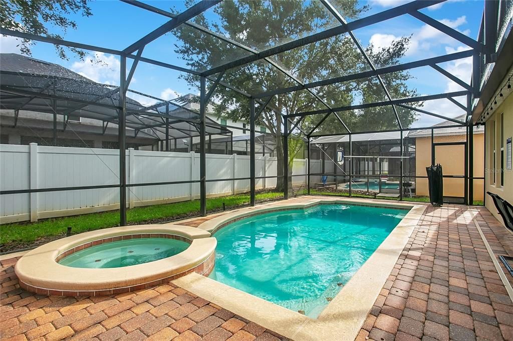 For Sale: $449,000 (4 beds, 3 baths, 1951 Square Feet)