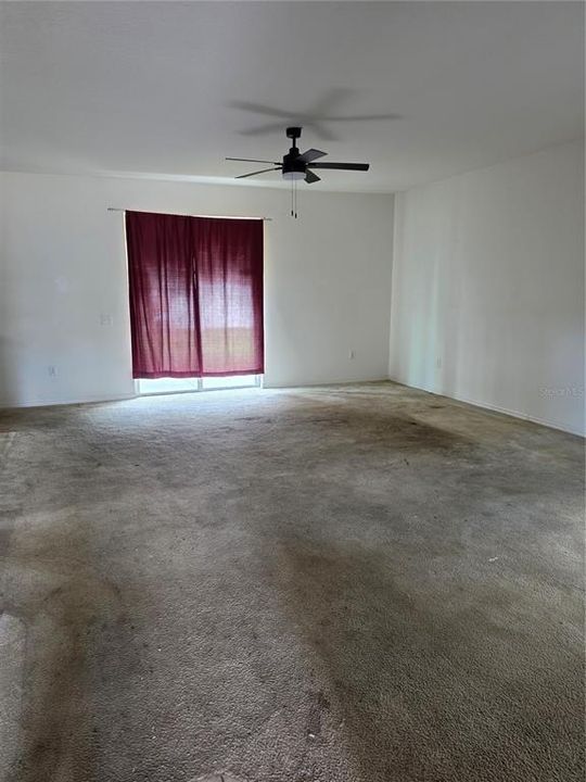 For Sale: $365,000 (5 beds, 3 baths, 2970 Square Feet)